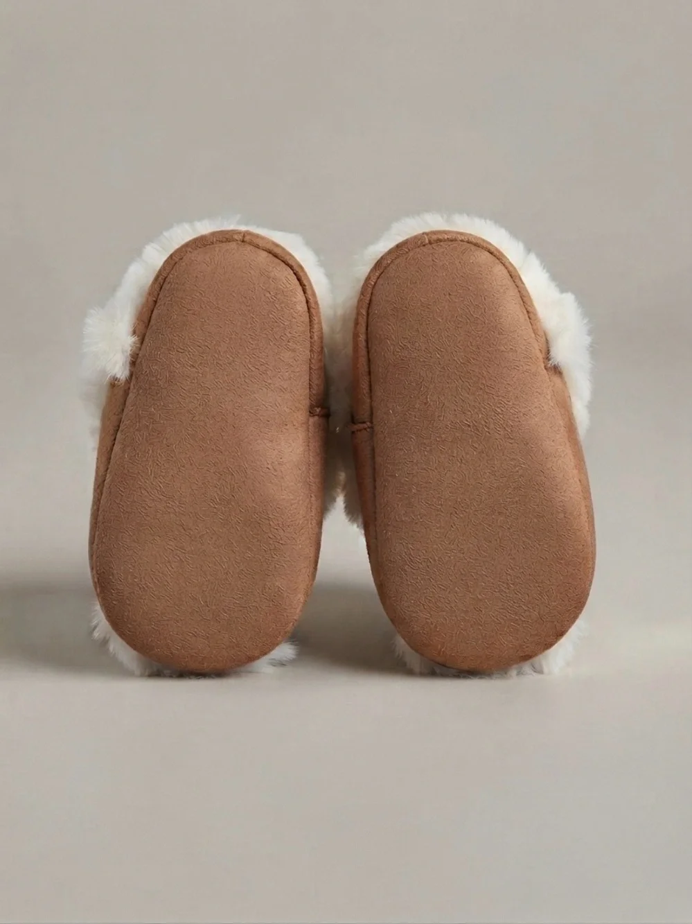 Brand New Baby Girl’s First Steps Size 1 (0-3 Months) Faux Fur Booties